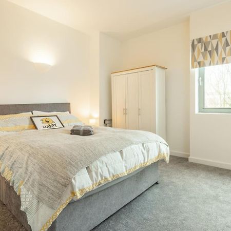 Central Bedford: Two Bedrooms, Breakfast Basket Εξωτερικό φωτογραφία